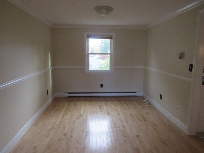 Building Photo - Salem single-family home for rent