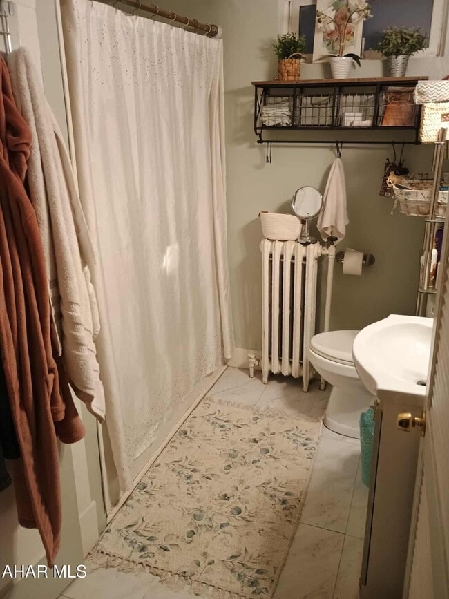 Building Photo - 106 Ruskin Dr