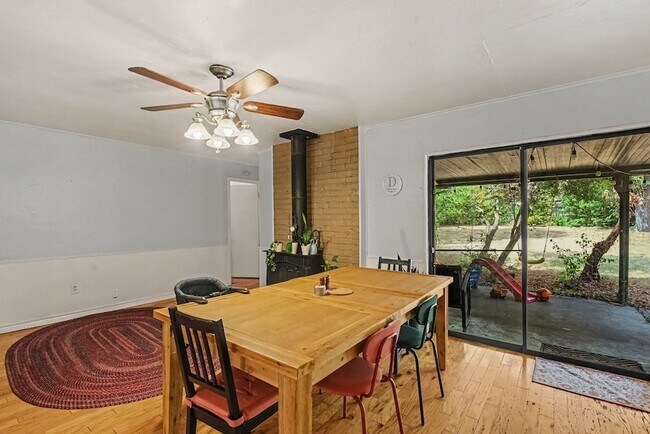 Building Photo - 5304 Westhaven Dr