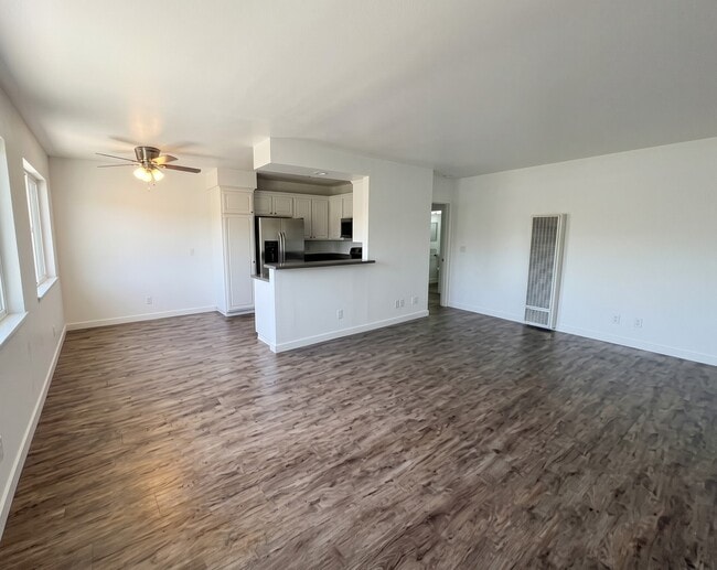 Building Photo - 268 Santa Anita Ave