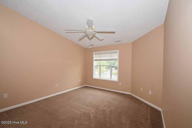 Building Photo - 1122 Turtle Creek Rd