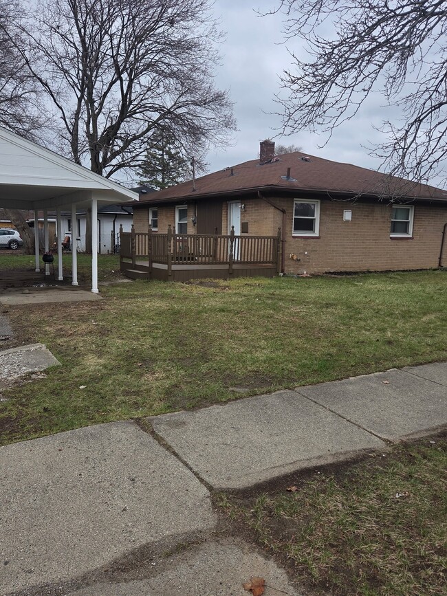 Building Photo - 3214 Cherokee Ave
