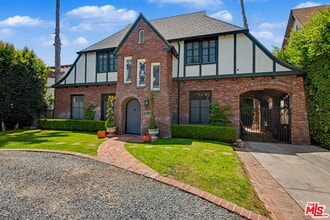Building Photo - 455 Highland Ave