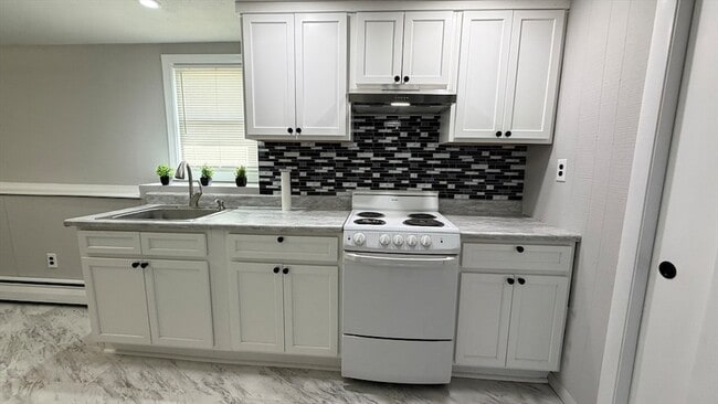 Building Photo - 23 Orchard Ave