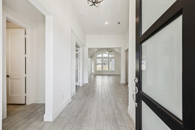 Building Photo - 2810 Wild Berry Ct