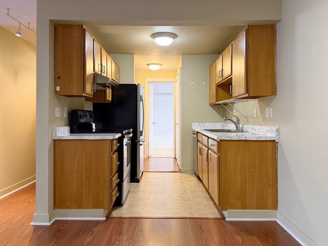 Building Photo - 16817 Larch Way