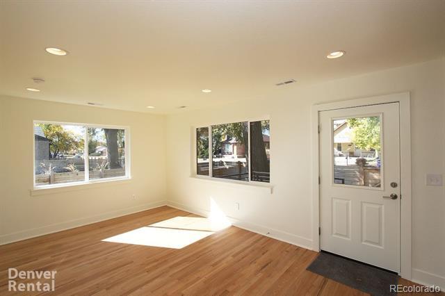 Building Photo - 1620 Utica St