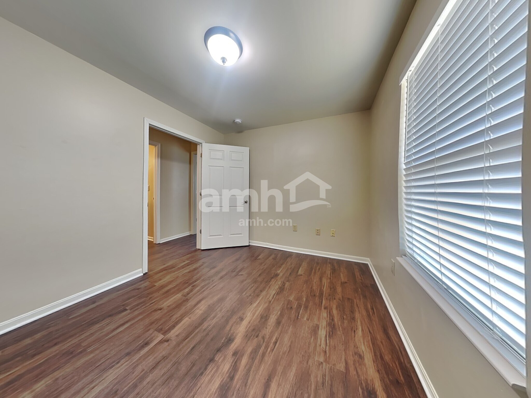 Building Photo - 1837 Cantwell Ct