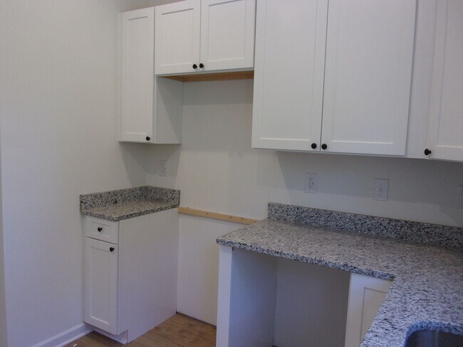 Building Photo - New Construction 2 Bedroom 1 Bath Apartment in Downtown Clover