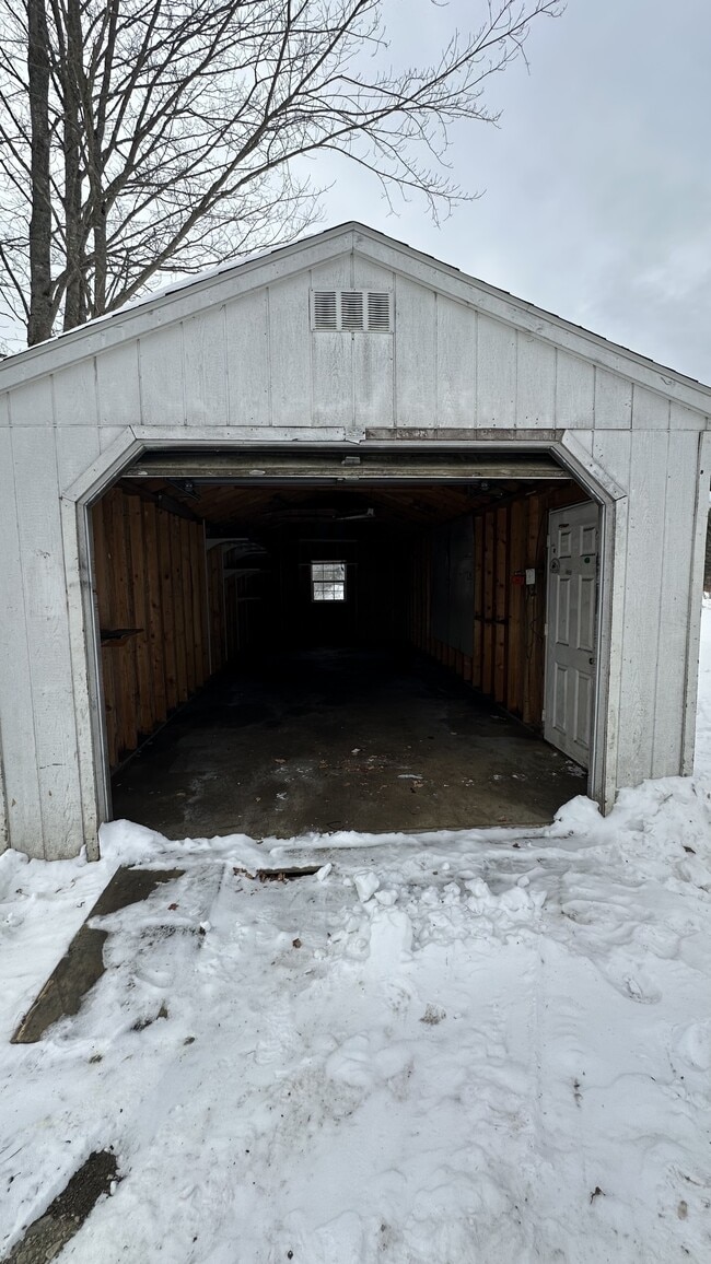 Building Photo - 2692 Union St