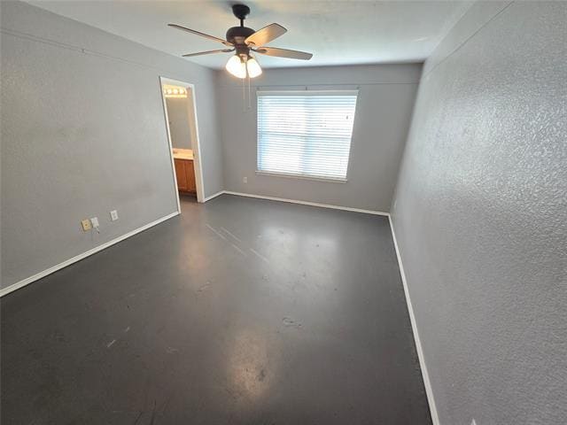 Building Photo - 3013 View Ln