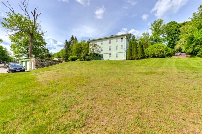 Building Photo - 2 Depot Rd