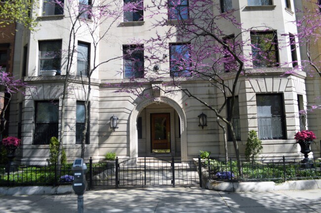 Building Photo - 373 Commonwealth Ave