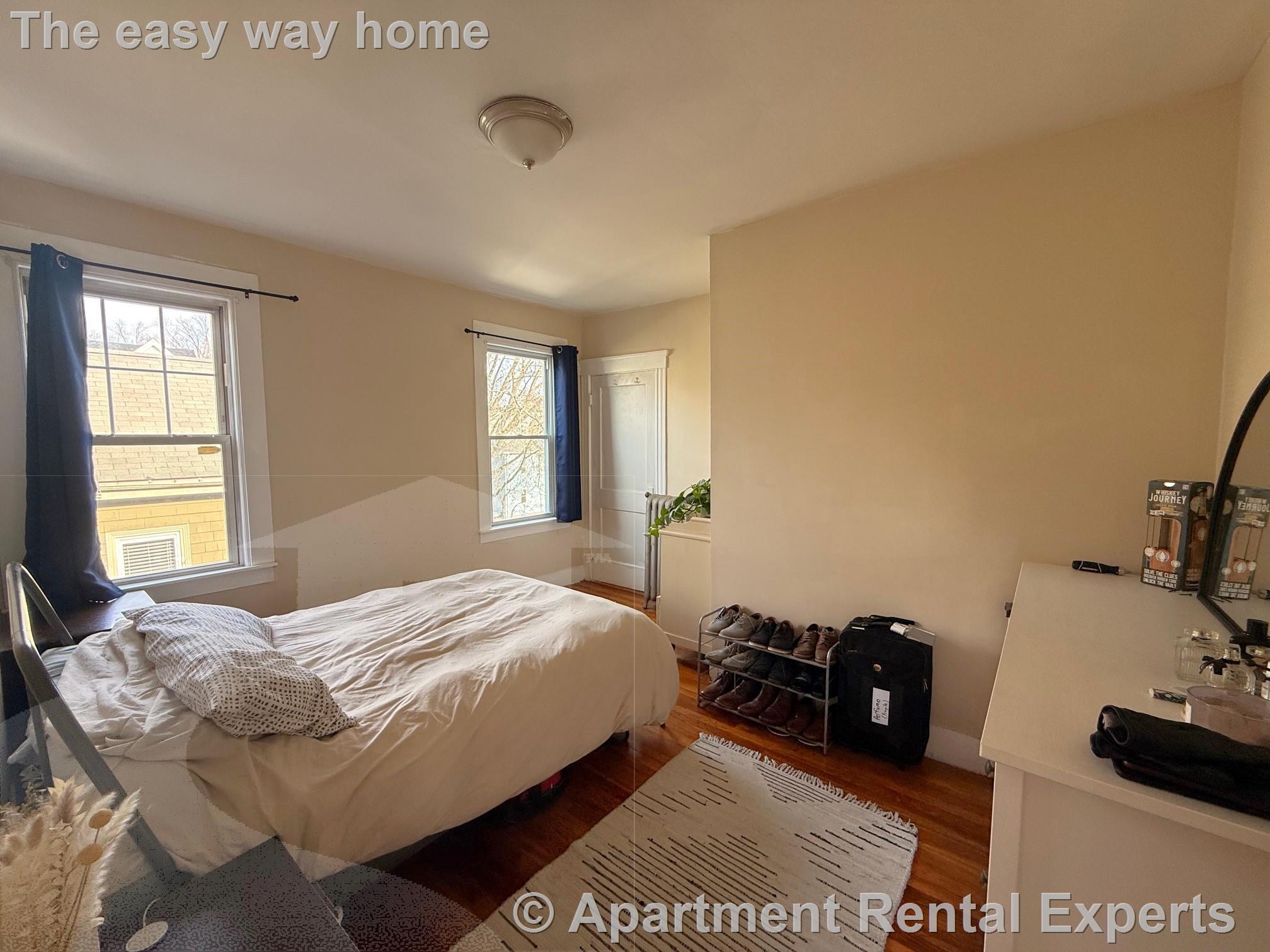 Building Photo - 74 Newbury St