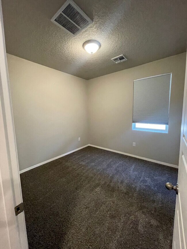 Building Photo - Mountain Hawk Estates