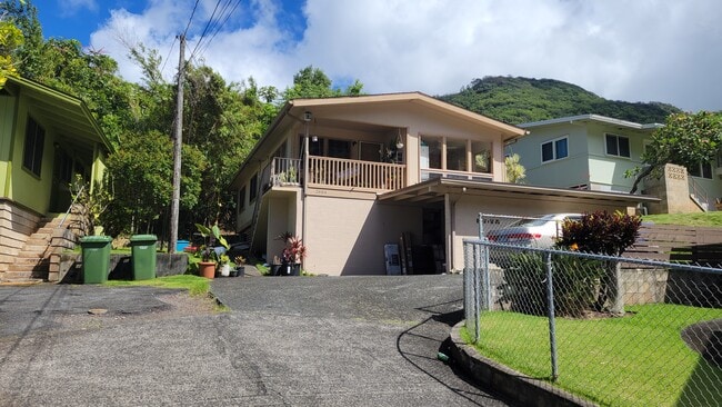Building Photo - 2664 Ipulei Pl