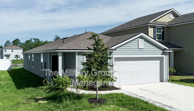 Building Photo - 15729 Equine Gait Dr
