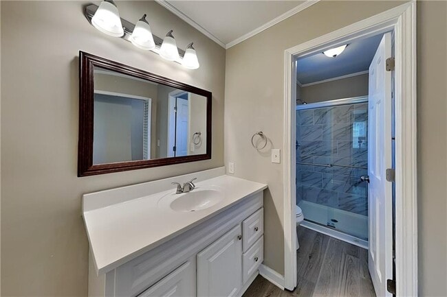 Building Photo - 1170 Colony Cir