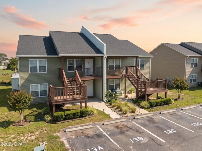 Building Photo - 131 Gwyn Dr