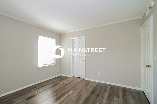 Building Photo - 3 Bedroom Pet-Friendly Home in Winston-Sal...