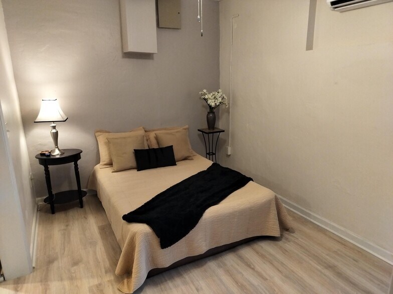 Bedroom Staged-East View - 531 Hillcrest Cross Rd