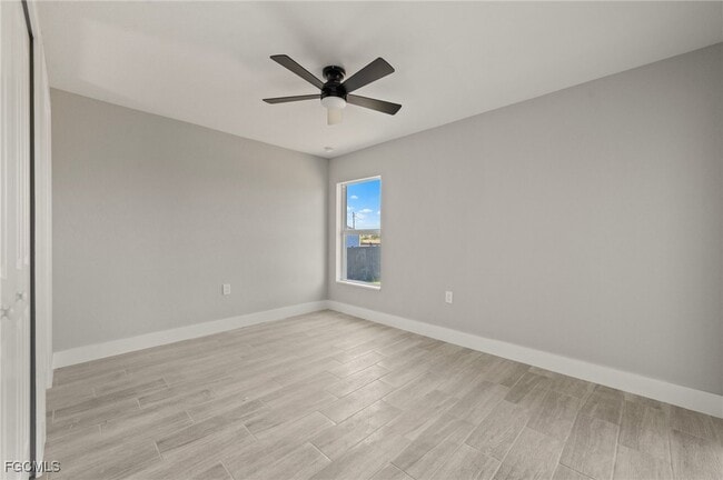 Building Photo - 1422 NE 19th Pl