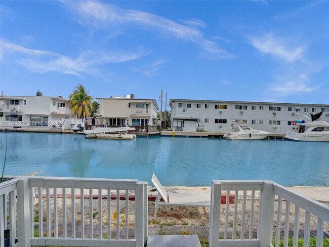 Building Photo - 7143 Bonita Dr