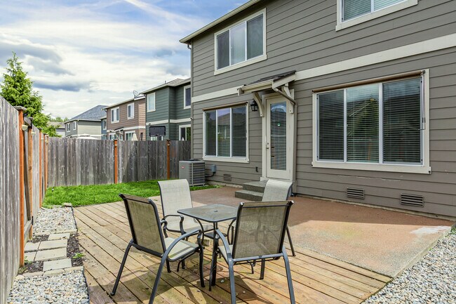 Building Photo - 1124 27th St NW