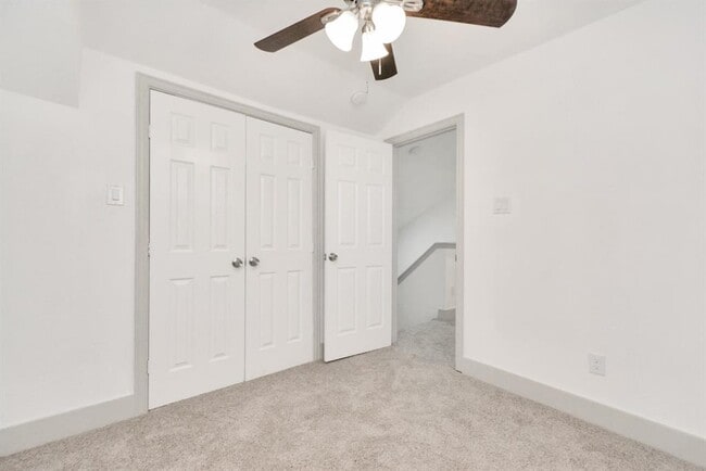 Building Photo - 1501 Maiden Ln