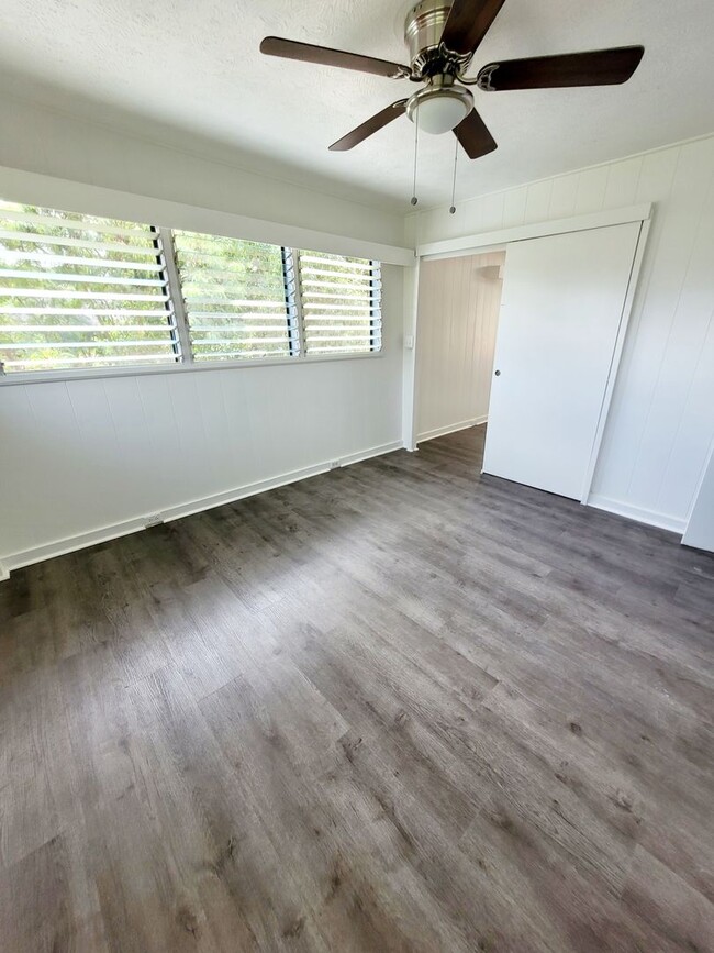 Building Photo - AVAILABLE NOW | 3 BED, 2 BATH HOME | Locat...