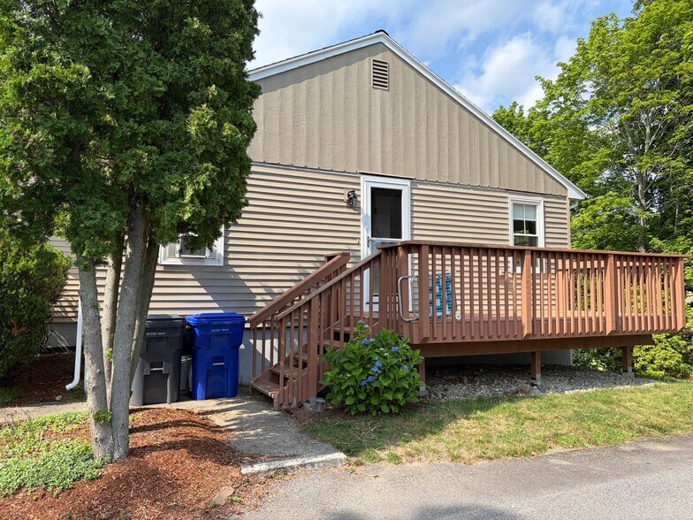 Building Photo - 21 Cunniff Ave