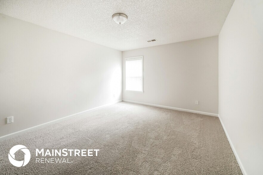 Building Photo - 4475 Feather Way