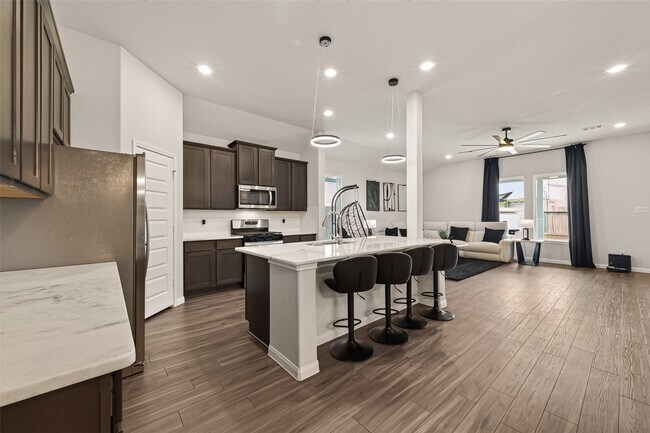 Building Photo - 3013 Chestnut Ln