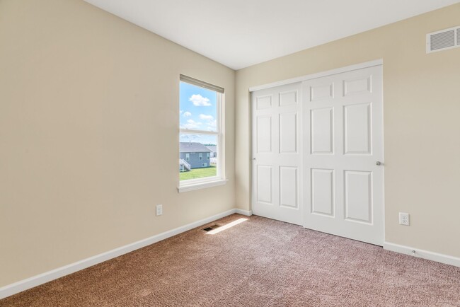 Building Photo - COMING SOON - Modern, Spacious Home in the Orchard Farm School District!