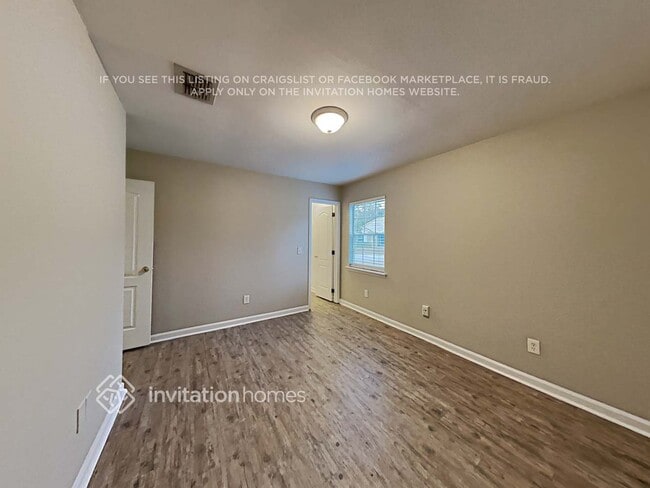 Building Photo - 9562 Sugar Hollow Ln