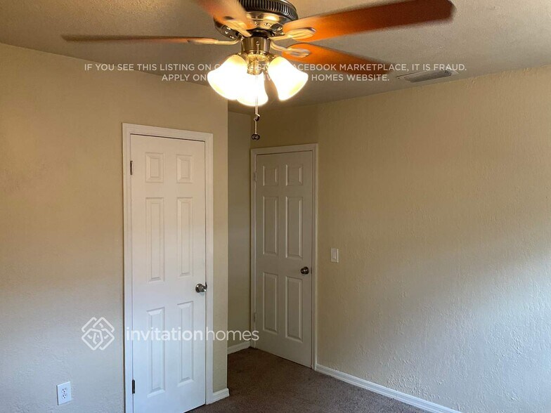 Building Photo - 626 Huntington St