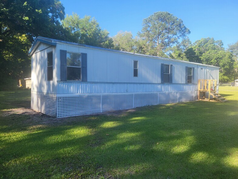 Building Photo - 14402 SE 45th Pl