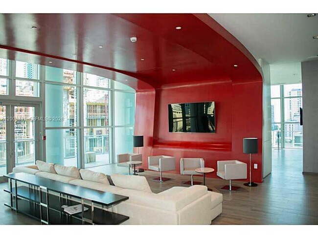 Building Photo - 1100 S Miami Ave