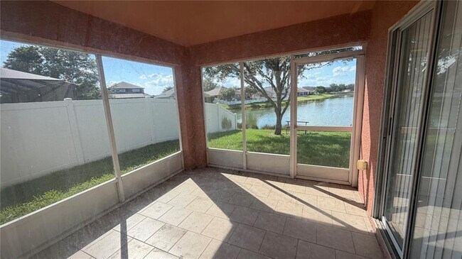 Building Photo - 31205 Bridgegate Dr