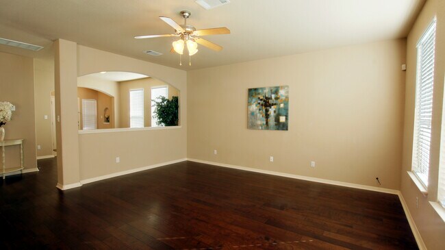 Building Photo - 197 Ferrule Dr