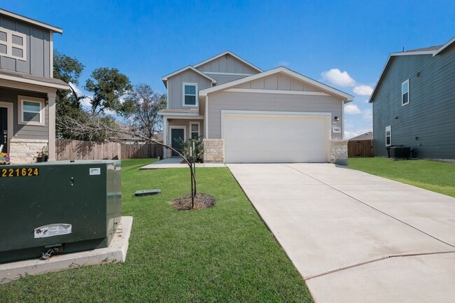 Building Photo - 3403 Rancho Primera