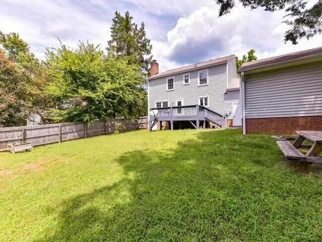 Building Photo - 11505 Harrowfield Rd