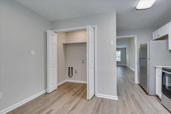 Building Photo - 1531 Abby Way