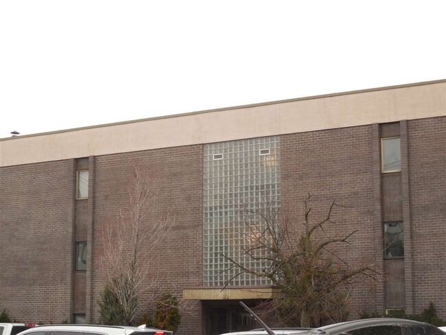 Building Photo - 1001 Avenue C