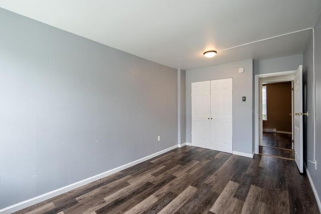 Building Photo - 50-62 East Street - 3A