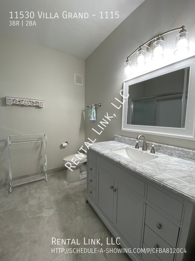 Building Photo - 11530 Villa Grand