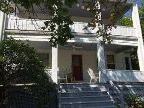 Building Photo - 135/137 Whitney