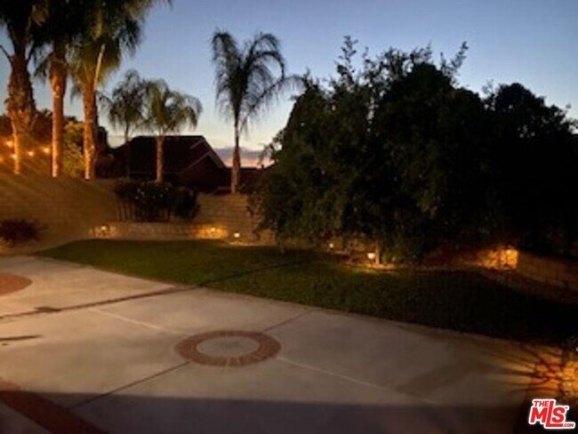A delight at night! - 20111 Cavern Ct