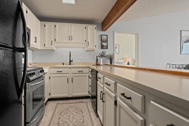 Building Photo - 2270 Storm Meadows Dr