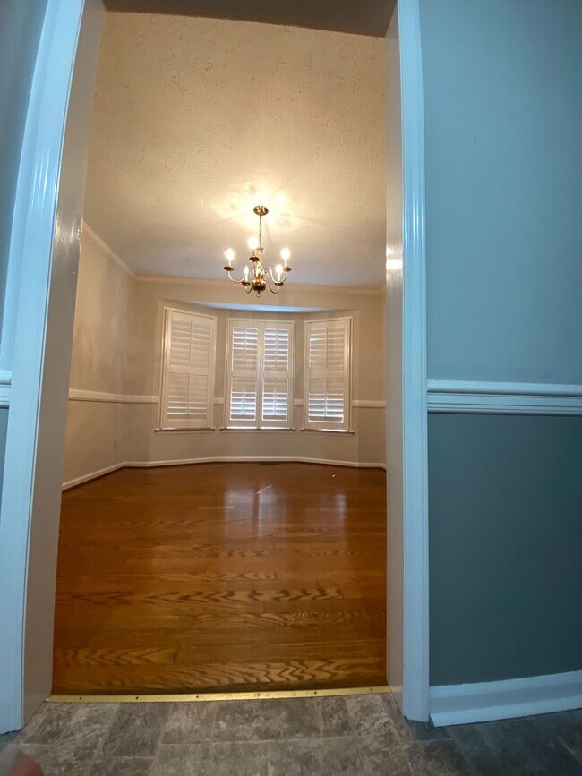Building Photo - 3/2 convenient to Uptown Shelby, NC as well as the new 74 Bypass